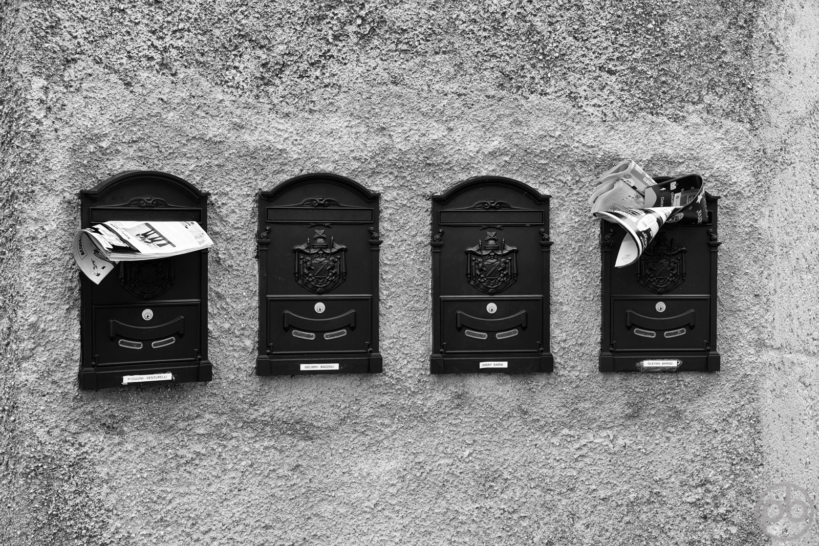Fotokunst, Photo Art, Fine Art, Wandbilder, Wall Art, Minimalistische Fotografie, Minimal, Briefkästen, schwarzweiß, Black and White