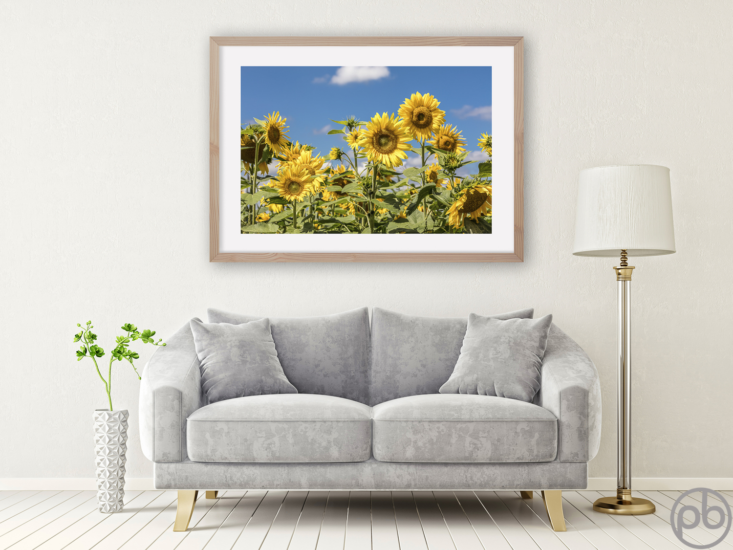 Sonnenblumen vor blauem Himmel